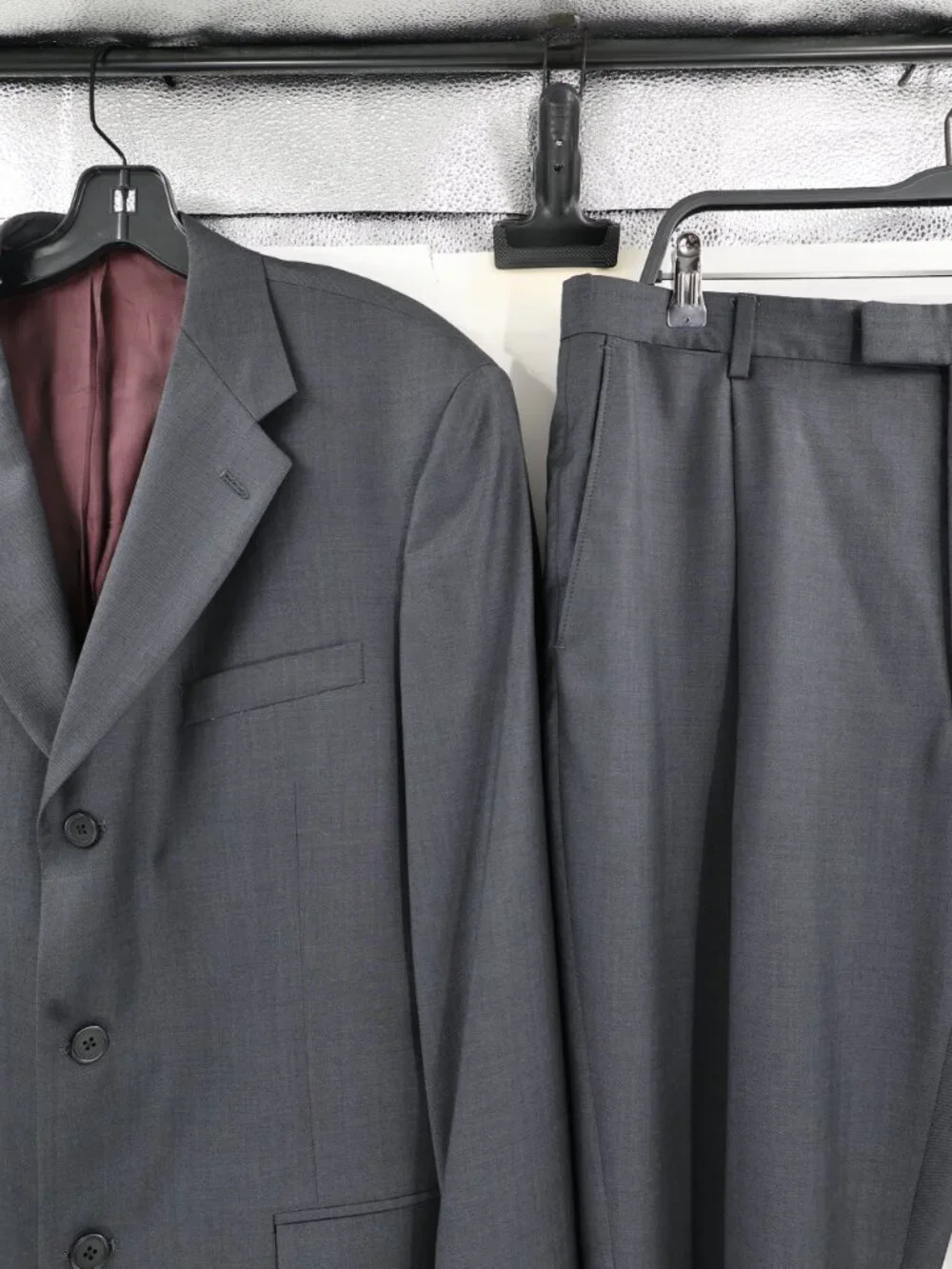 Ted Baker Suit Men’s 42R 36x31 Gray Wool 2 piece notch lapel pleated classic